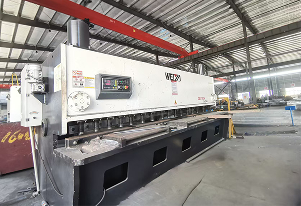 （QC11Y-K-16X4000）數(shù)控液壓閘式剪板機